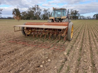 Massey Ferguson 500 Series 20 run Combine