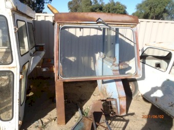 Tractor cab  suit Leyland tractor