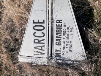 Varcoe Windmill 21' x 8' Blade Width