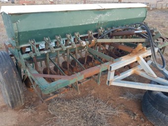 John Shearer 16 run Disc Seeder
