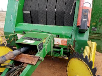 John Deere Round Baler 435