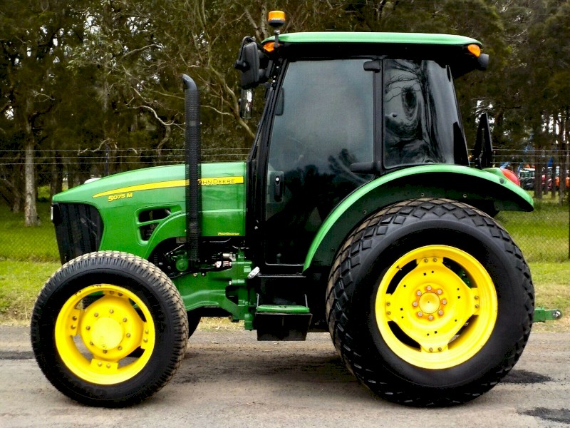 2012 John Deere 5075M PowrReverser 4x4 Agricultural Farm Tractor