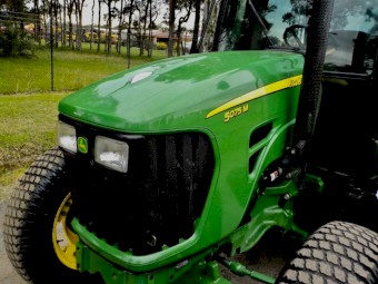 2012 John Deere 5075M PowrReverser 4x4 Agricultural Farm Tractor