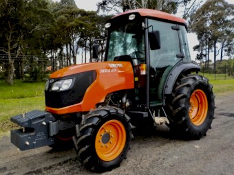 2014 Kubota M8540N Narrow 4x4 Orchard/Vineyard Compact Agricultural Farm Tractor