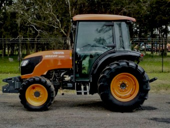 2014 Kubota M8540N Narrow 4x4 Orchard/Vineyard Compact Agricultural Farm Tractor