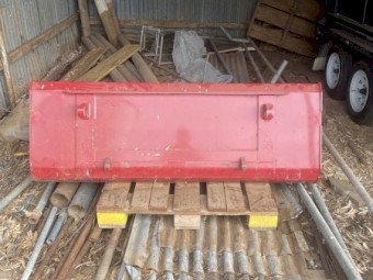 International 4-2 Tractor / Loader