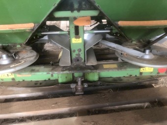 Amazone ZA-M Max Fertiliser Spreader