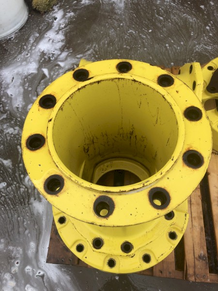 Front Wheel duals to suit 8000 series John Deere Tractors