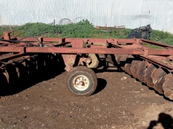 International Offset 24 plate Disc