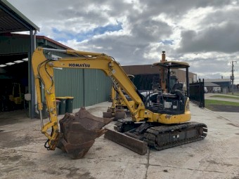PC55MR-3 KOMATSU EXCAVATOR WITH 4 BUCKETS