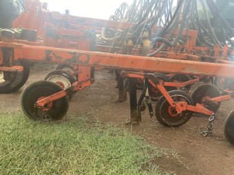 9m Rogro Ground Hound Airseeder