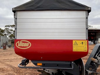 Vicon RO-XL Spreader