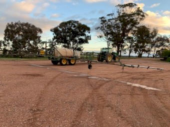 Boom Spray 4000L 27M