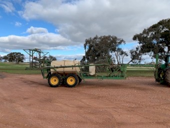 Boom Spray 4000L 27M