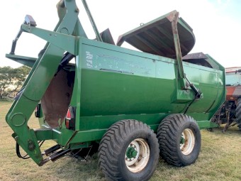 Keenan 18t Orbital Manure Spreader