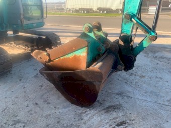 KOBELKO SK135 WORK READY 2 BUCKETS