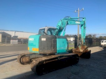 KOBELKO SK135 WORK READY 2 BUCKETS