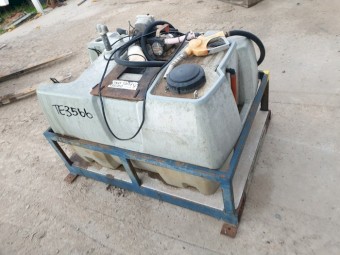 400 Litre Poly Diesel Fuel Tank with 12volt pump