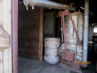 Lavender / Rosemary oil Still 200Ltr with spare 200Ltr Drum