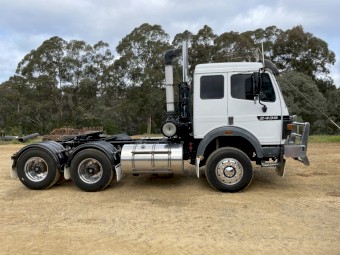 1996 Mercedes Benz 2435