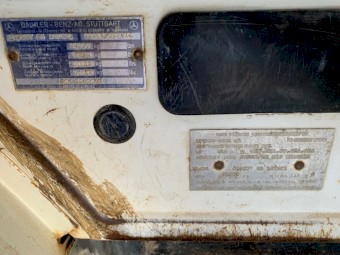 1977 Mercedes Benz 2224 V series bogie drive farm tipper. (No Go) ONO.