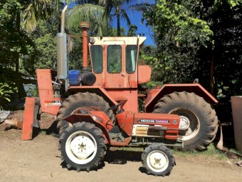 Allis Chalmers AC-440 tractor, 1975, articulated 4WD