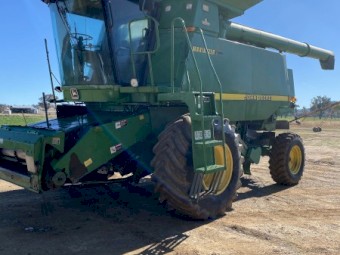 John Deere CTS II Header with 30ft Front & Trailer