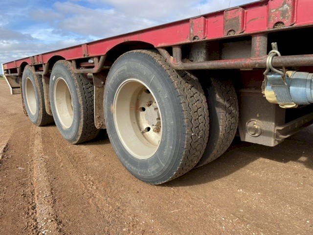 1998 Freighter Drop Deck Trailer