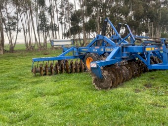 2006 Grizzly FM044 Field Master 44 Plate Off Set Disc