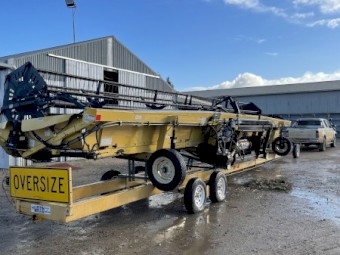 Honeybee 94c 36ft Draper Front