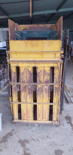 Morton Baker Woolpress 