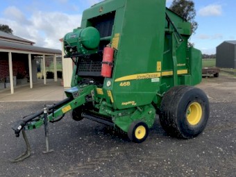 2011 John Deere 468 Round Baler