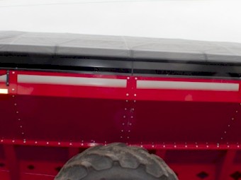 UNVERFERTH 1138 GRAIN CART - DUAL AUGER - FRONT FOLDING