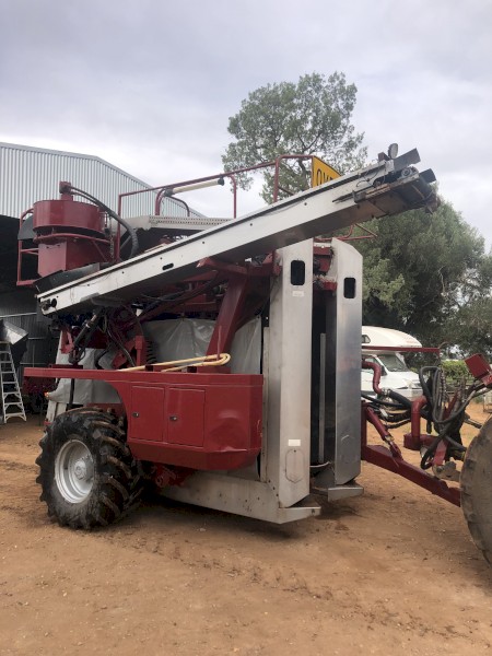 2003 Urm Vinestar with Wheel Drive