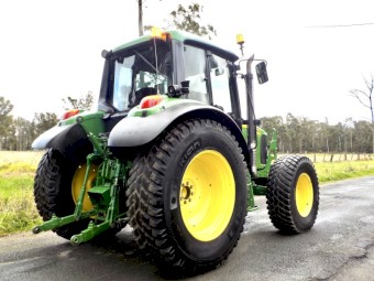 2015 John Deere 6230M 4x4 Agricultural Farm Tractor