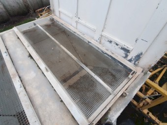 CONNOR SHEA EC STRADDLE SEEDER 32FT WITH PRICKLE CHAIN AND SMALL SEED BOX