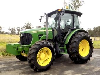 2012 John Deere 5085M PowrReverser Agricultural Farm Tractor