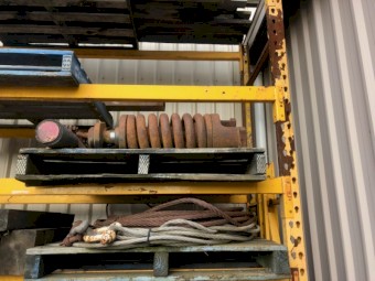 Komatsu PC200 Track Parts