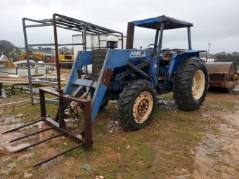 Iseki SX75 FWA Tractor with Front End Loader