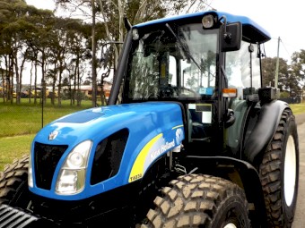 2014 New Holland T4030 Deluxe 4x4 Agricultural Farm Tractor