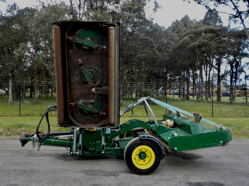 2016 Late Model Major 8400 GR PTO Winged Wide Area Rotary Turf Mower/Slasher