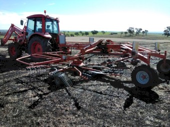 Kuhn GA7301 Rotary Rake