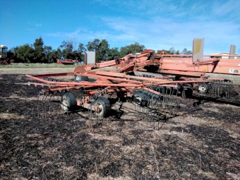 Kuhn GA7301 Rotary Rake