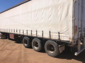 45' Barker Road Train Lead Tautliner