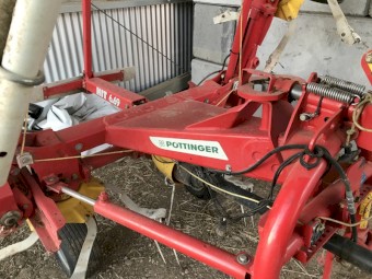 Pottinger Tedder HIT 6.69 Rotary Tedder