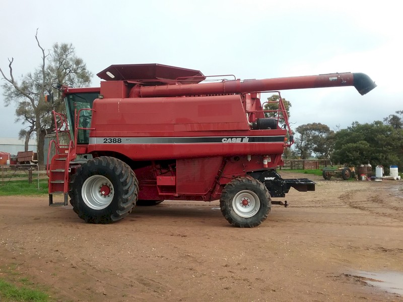2003 Case IH 2388 Exclusive
