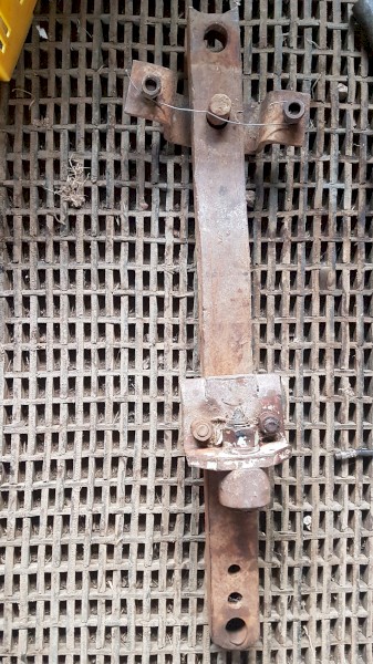 Massey Ferguson 165 Roller Drawbar