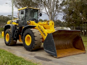2012 Hyundai HL770-9 Articulated Wheel Loader