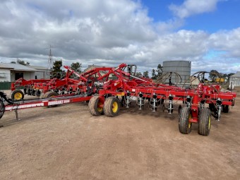 Bourgault 3320 QDA Bar