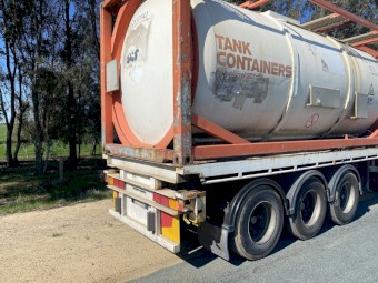 Stainless Steel Tank on Trailer